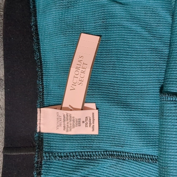 VICTORIA'S SECRET Thermal Long Pajama Set Green Buffalo Check NWT Sz Small - Picture 6 of 12